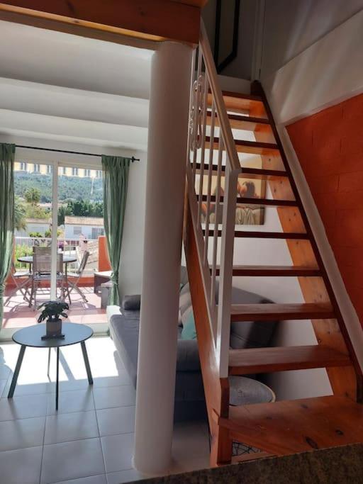 Studio Tipo Loft Con Vista Al Montgo Dénia Exterior foto